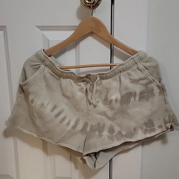 Olive And Oak Shorts Long Sleeves Pajama Set Size XL Tan Brown - Picture 4 of 5